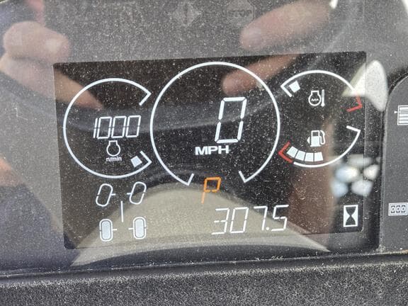 Image of John Deere XUV 590M S4 equipment image 1