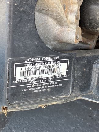 Image of John Deere XUV 590M S4 equipment image 2