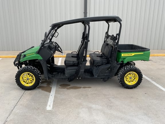2023 John Deere XUV 590M S4 Equipment Image0