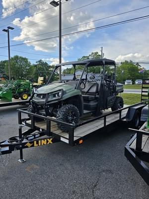 2023 John Deere XUV 590M S4 Image