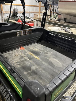 Image of John Deere XUV 825M S4 equipment image 3