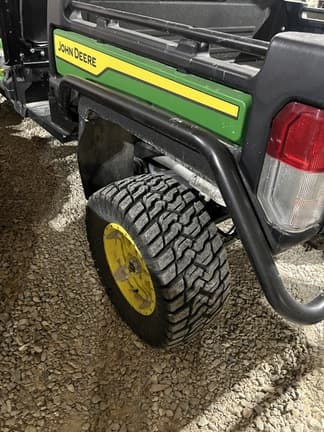 Image of John Deere XUV 825M S4 equipment image 1