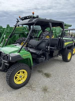 2023 John Deere XUV 825M S4 Image