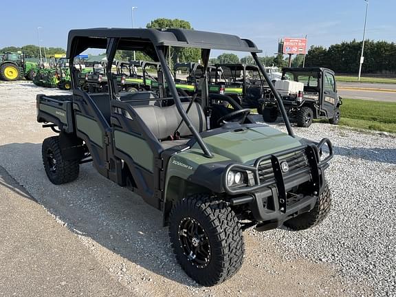 Image of John Deere XUV 825M S4 equipment image 1