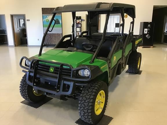 Image of John Deere XUV 825M S4 equipment image 1