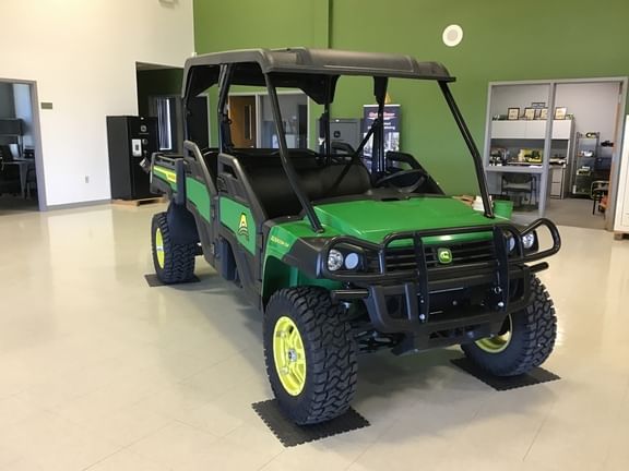 2023 John Deere XUV 825M S4 Equipment Image0