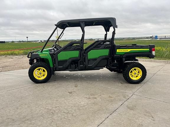 Image of John Deere XUV 825M S4 Primary image