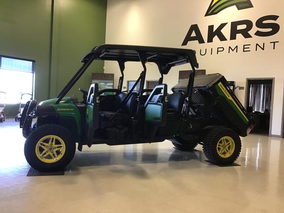Image of John Deere XUV 825M S4 equipment image 3