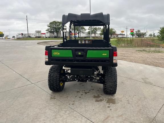 Image of John Deere XUV 825M S4 equipment image 4