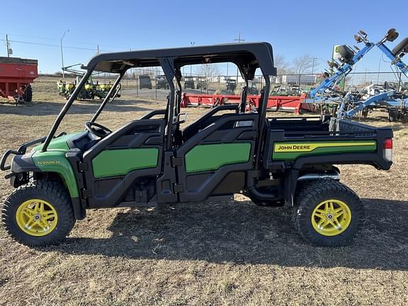 Image of John Deere XUV 825M S4 equipment image 4