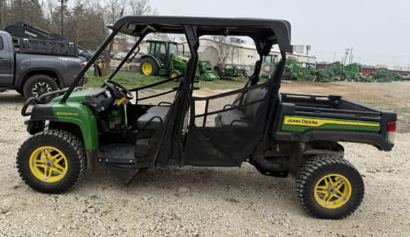 Image of John Deere XUV 825M S4 equipment image 2