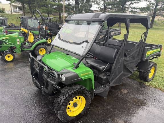 Image of John Deere XUV 825M S4 equipment image 1