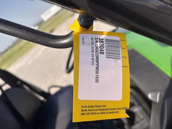 Image of John Deere XUV 825M S4 equipment image 3