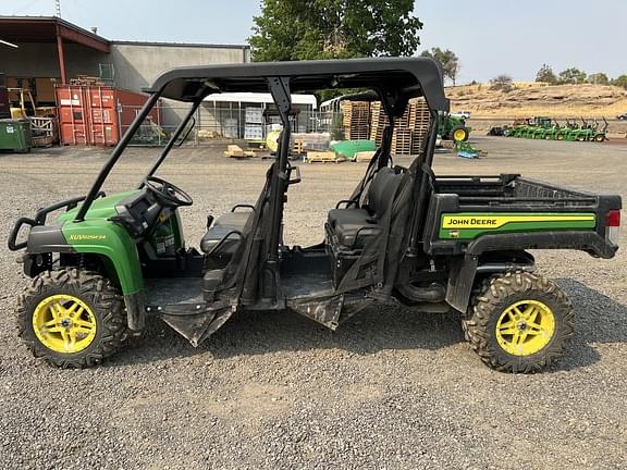 Image of John Deere XUV 825M S4 equipment image 1