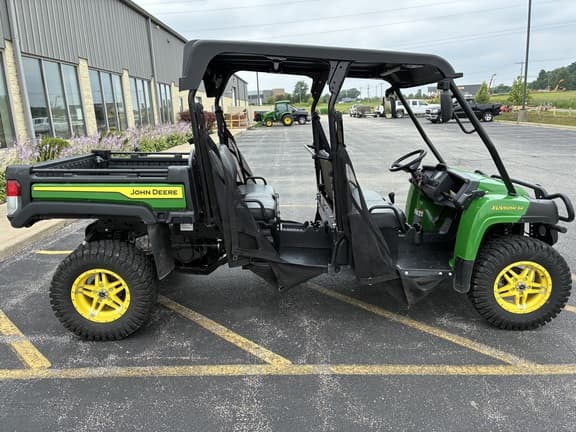 Image of John Deere XUV 825M S4 equipment image 1
