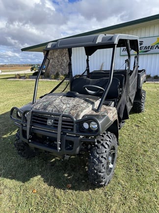 2023 John Deere XUV 825M S4 Equipment Image0