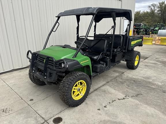 Image of John Deere XUV 825M S4 equipment image 2