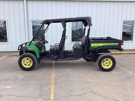 Image of John Deere XUV 825M S4 Primary image