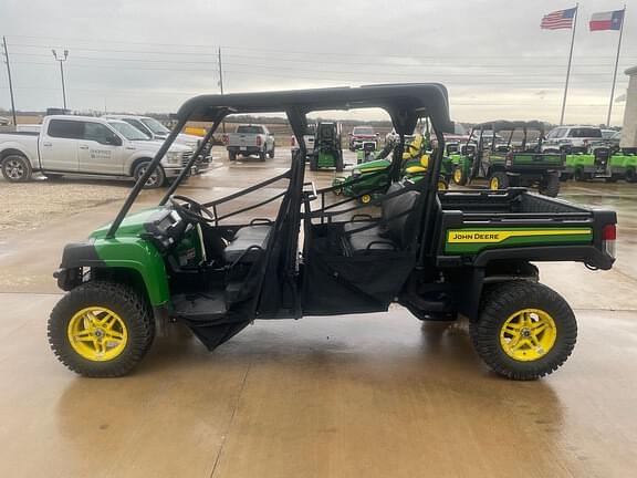 Image of John Deere XUV 825M S4 equipment image 1