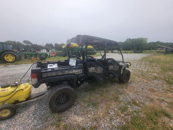 Image of John Deere XUV 825M S4 Primary Image