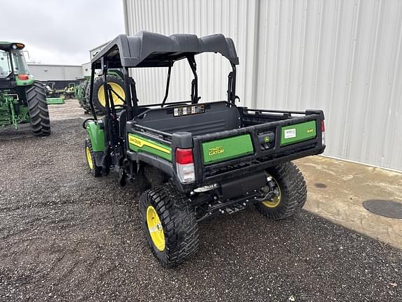 Image of John Deere XUV 825M S4 equipment image 4