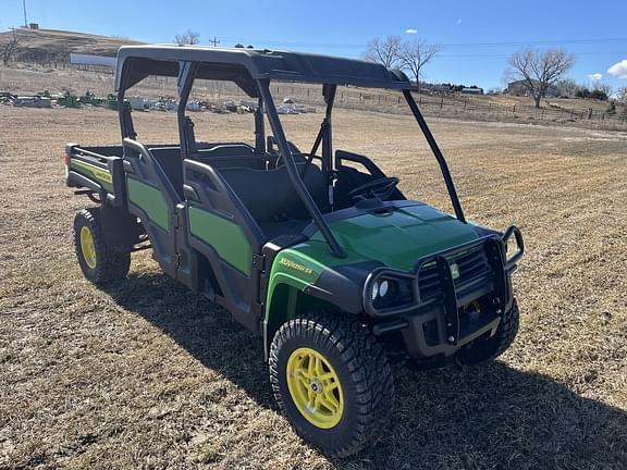 Image of John Deere XUV 825M S4 equipment image 1