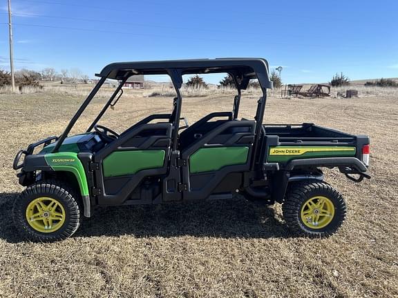 Image of John Deere XUV 825M S4 equipment image 2