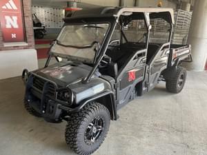 2023 John Deere XUV 825M S4 Image