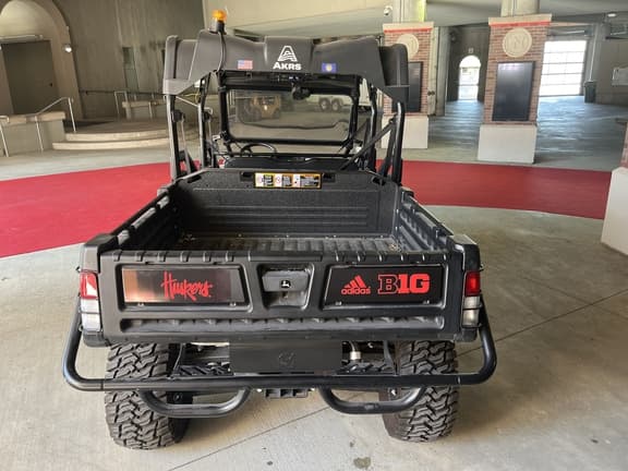 Image of John Deere XUV 825M S4 equipment image 4