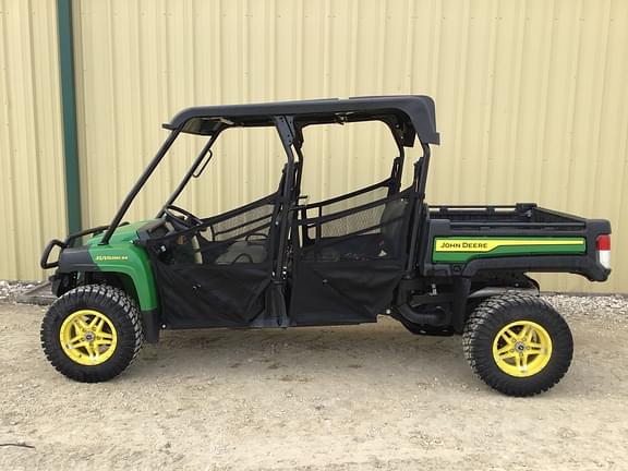 Image of John Deere XUV 825M S4 Primary image