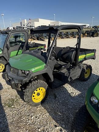 Image of John Deere Gator XUV 835E equipment image 3