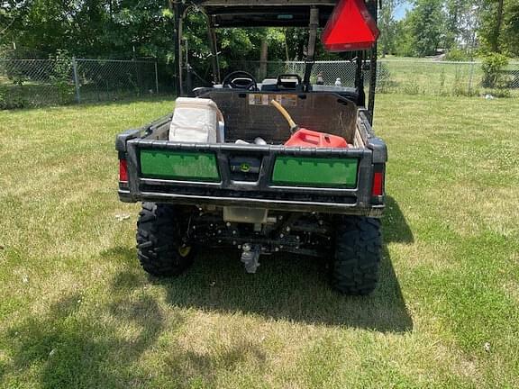 Image of John Deere Gator XUV 835E equipment image 1