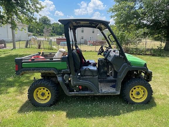 Image of John Deere Gator XUV 835E equipment image 2