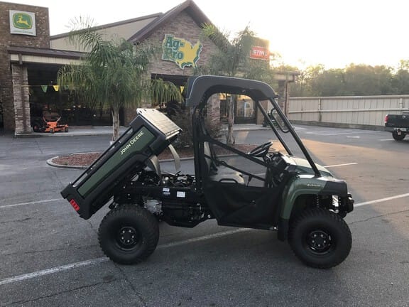 Main image John Deere Gator XUV 835E