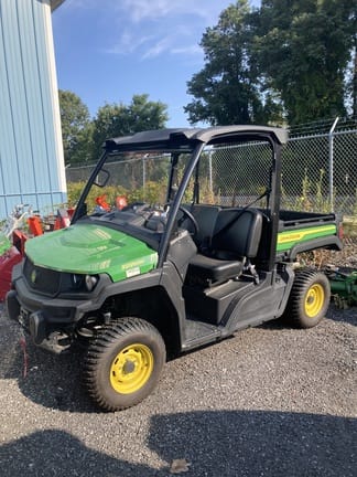 Main image John Deere Gator XUV 835E