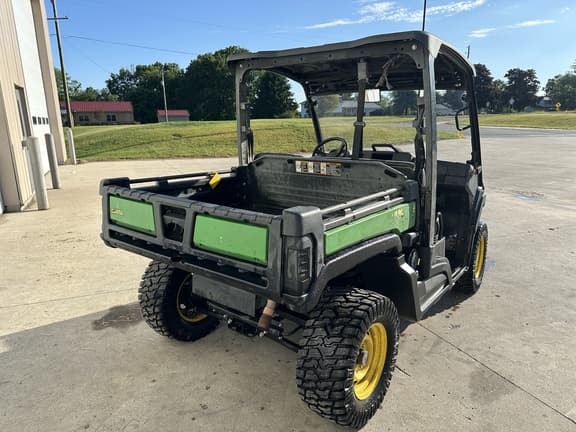 Image of John Deere Gator XUV 835E equipment image 2
