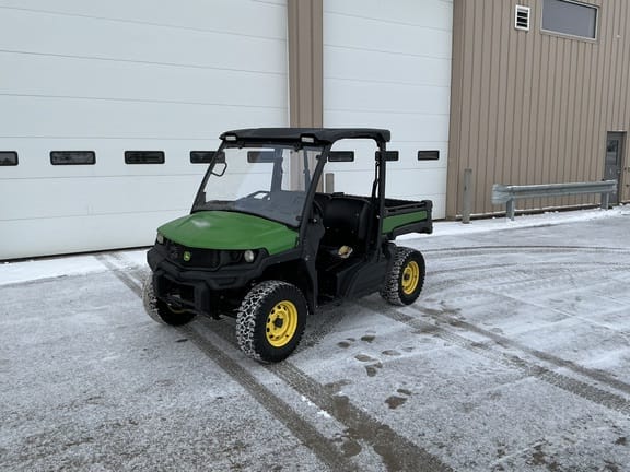 2023 John Deere Gator XUV 835E Equipment Image0