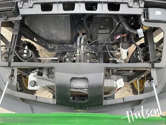 Image of John Deere Gator XUV 835E equipment image 4