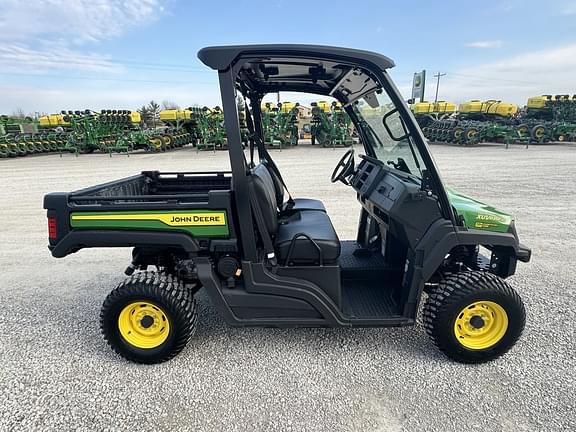 Image of John Deere Gator XUV 835E equipment image 3