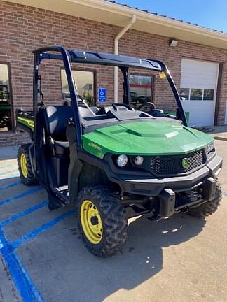 Image of John Deere Gator XUV 835E equipment image 1