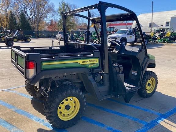 Image of John Deere Gator XUV 835E equipment image 2