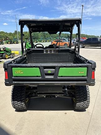 Image of John Deere Gator XUV 835E equipment image 3