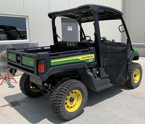 Image of John Deere Gator XUV 835E equipment image 2