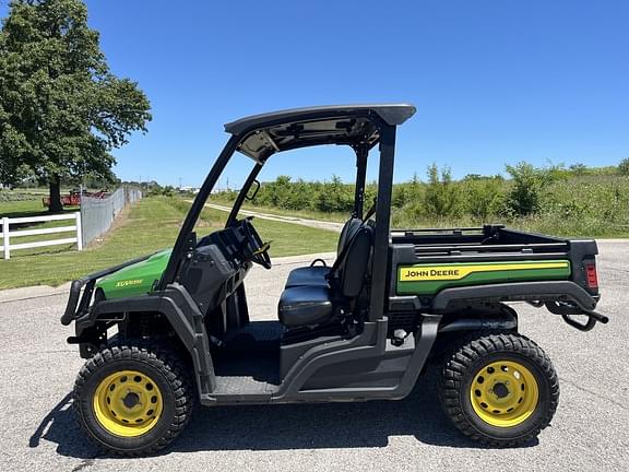 Image of John Deere Gator XUV 835E equipment image 1