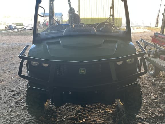 Image of John Deere XUV 835M equipment image 3