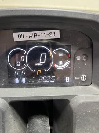 Image of John Deere XUV 835M equipment image 4