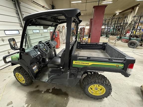 Image of John Deere XUV 835M equipment image 1