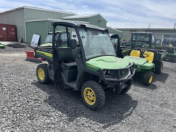 Image of John Deere XUV 835M equipment image 2