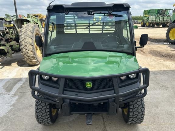 Image of John Deere XUV 835M equipment image 3