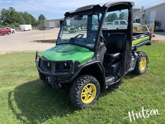 Image of John Deere XUV 835M equipment image 1